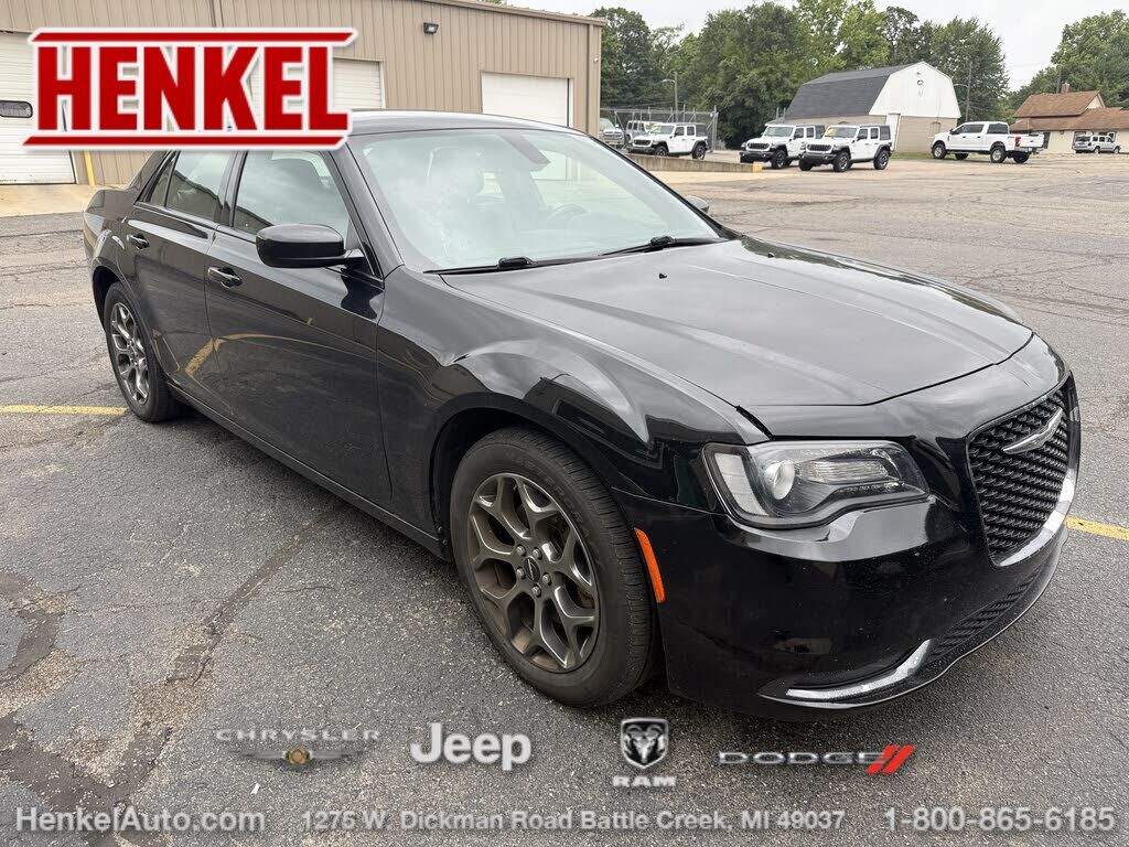 2017 CHRYSLER 300