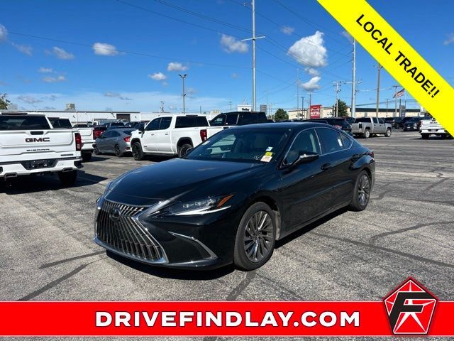 2025 LEXUS ES