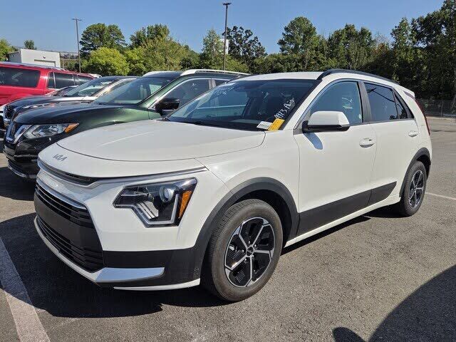 2025 KIA Niro