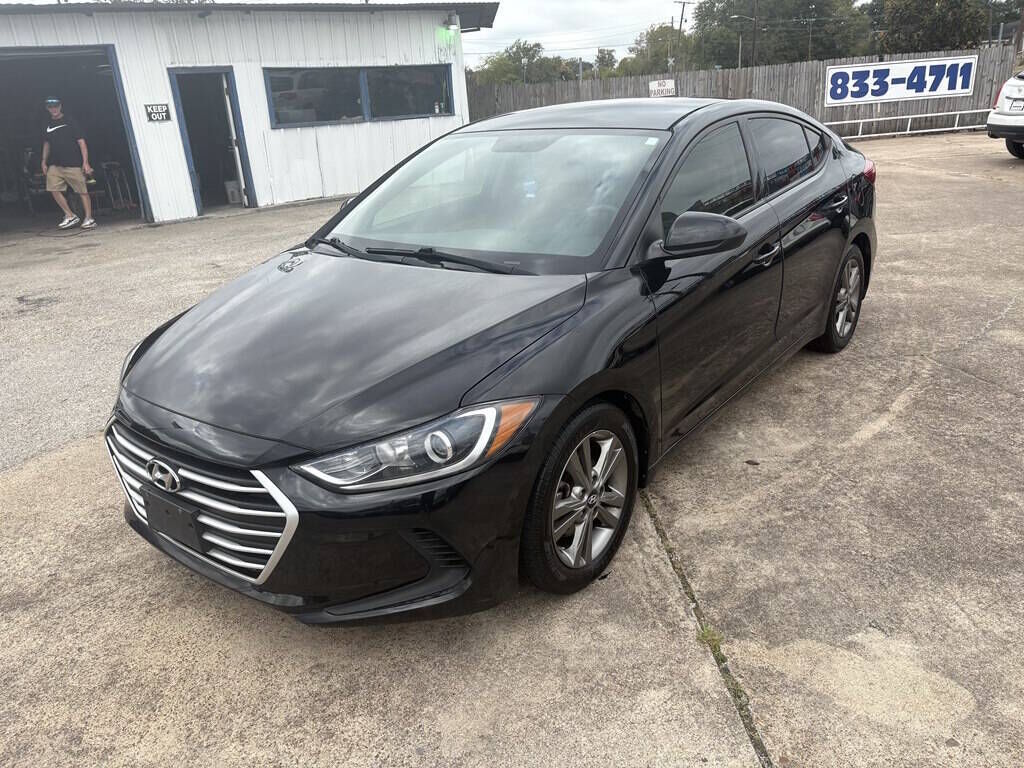 2018 HYUNDAI Elantra