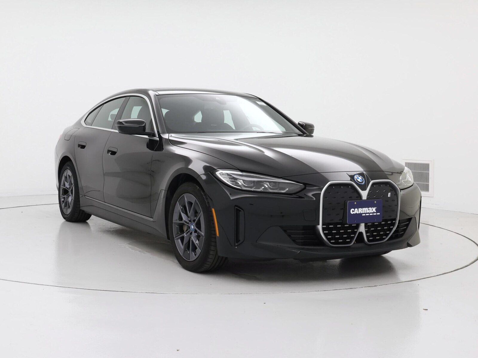 2023 BMW i4