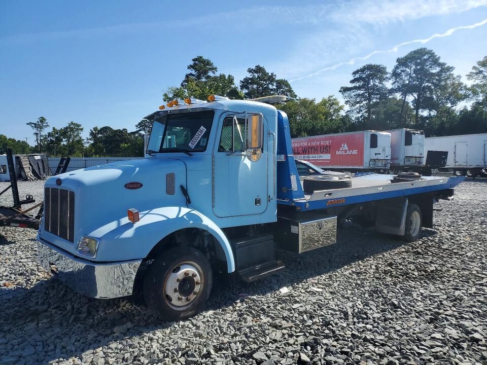 2001 PETERBILT 330
