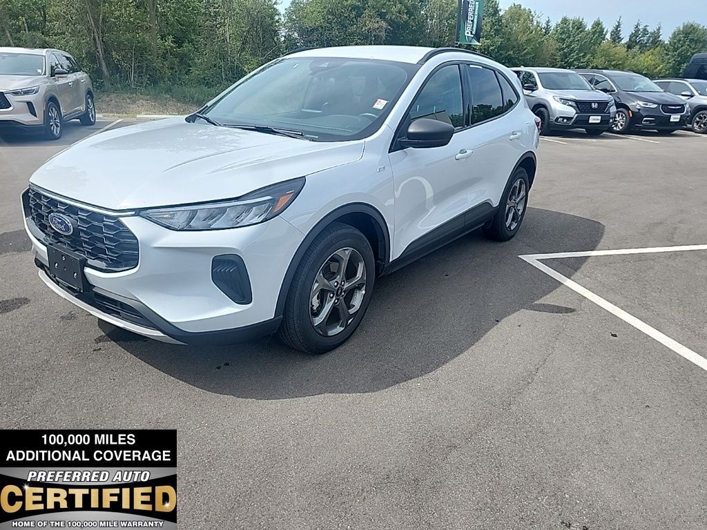 2025 FORD Escape