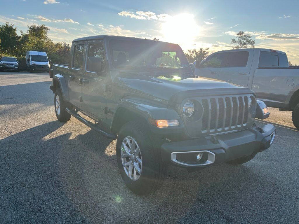 2023 JEEP Gladiator