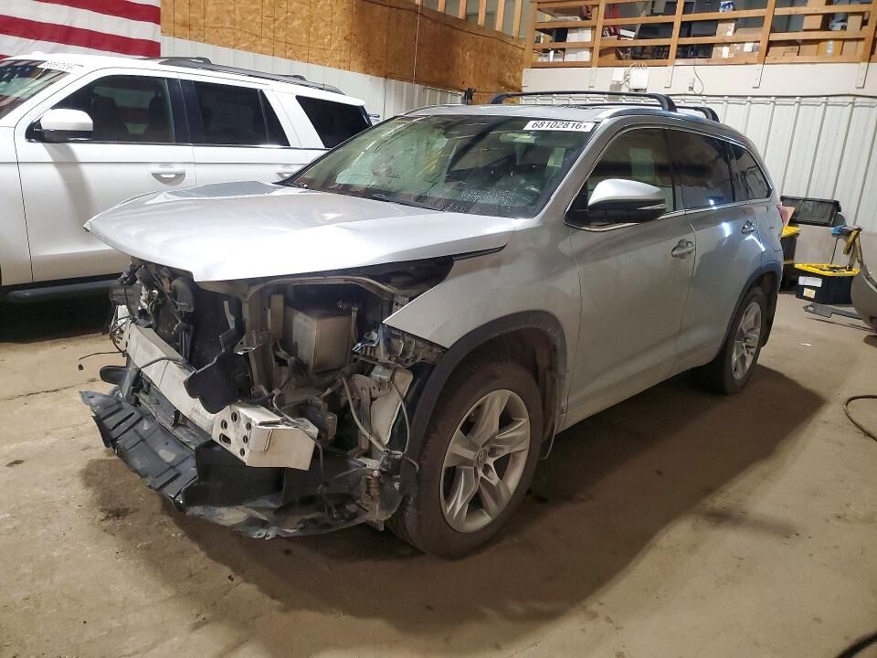2017 TOYOTA Highlander