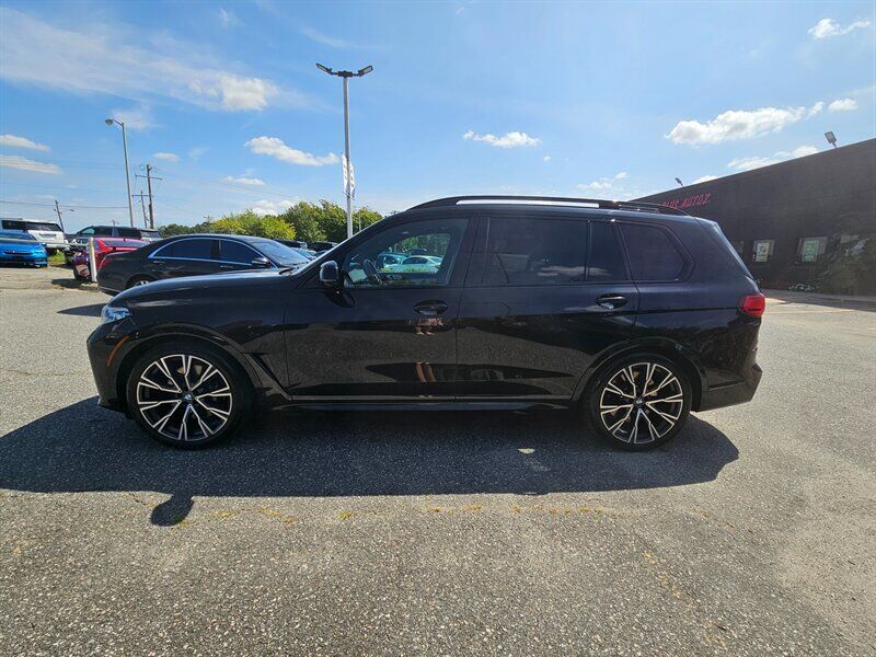 2020 BMW X7