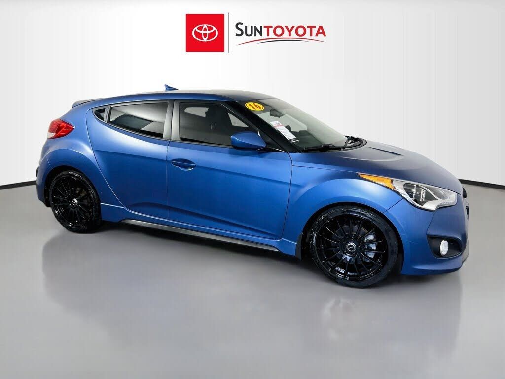 2016 HYUNDAI Veloster