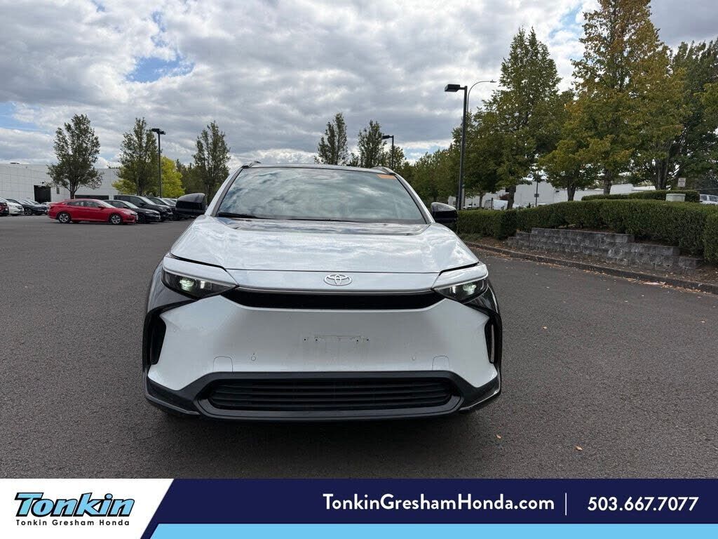 2024 TOYOTA bZ4X