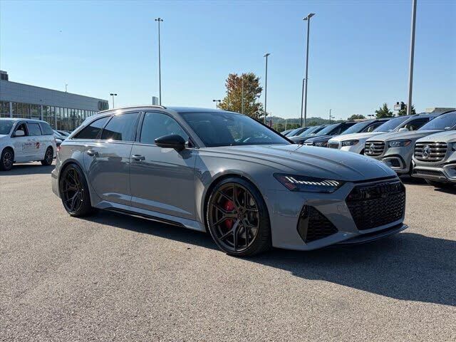 2022 AUDI RS6