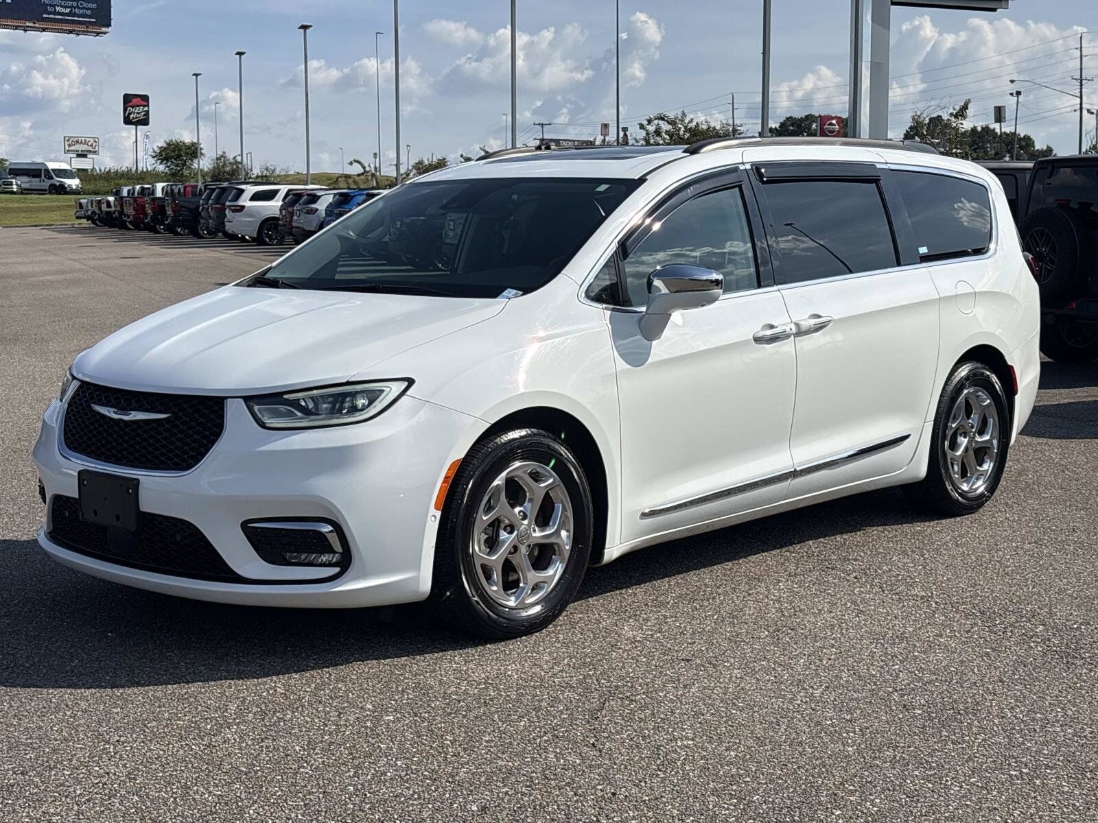 2022 CHRYSLER Pacifica