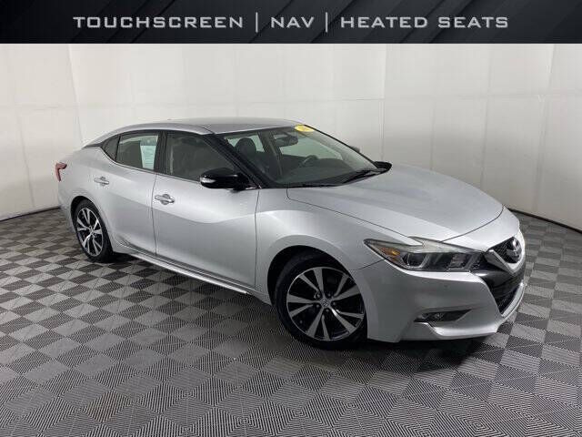 2017 NISSAN Maxima