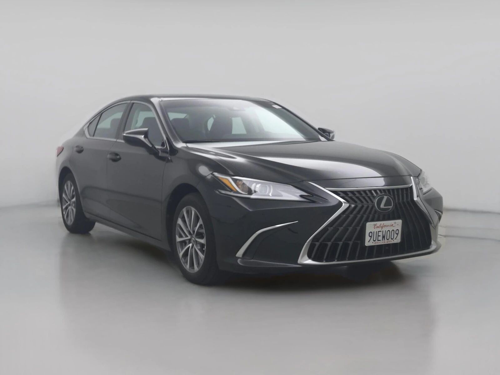 2025 LEXUS ES