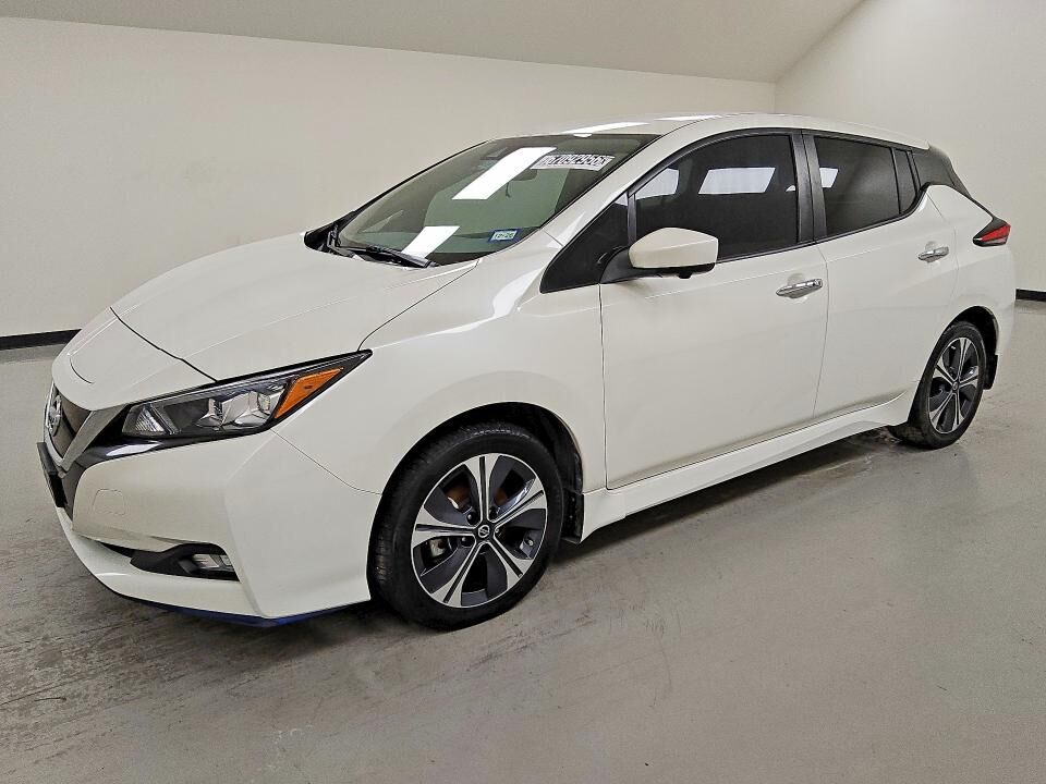 2021 NISSAN Leaf