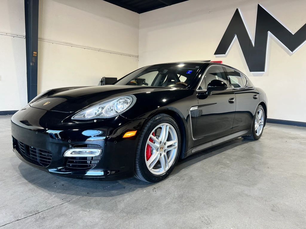 2012 PORSCHE Panamera