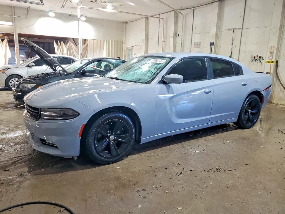 2016 DODGE Charger