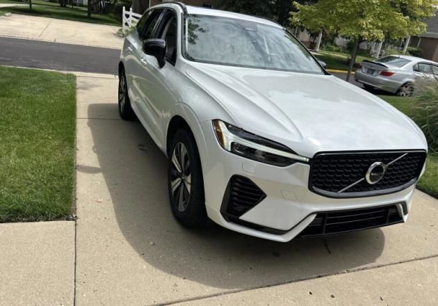 2024 VOLVO XC60