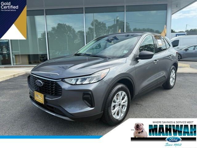2024 FORD Escape