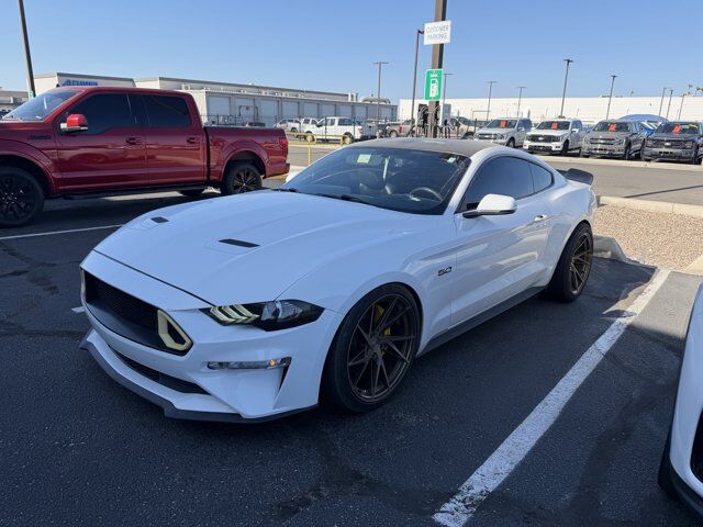 2020 FORD Mustang