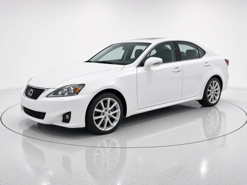 2013 LEXUS IS