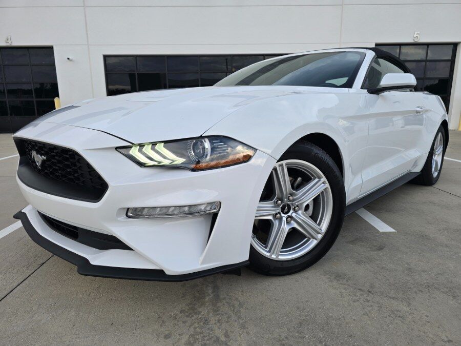 2022 FORD Mustang