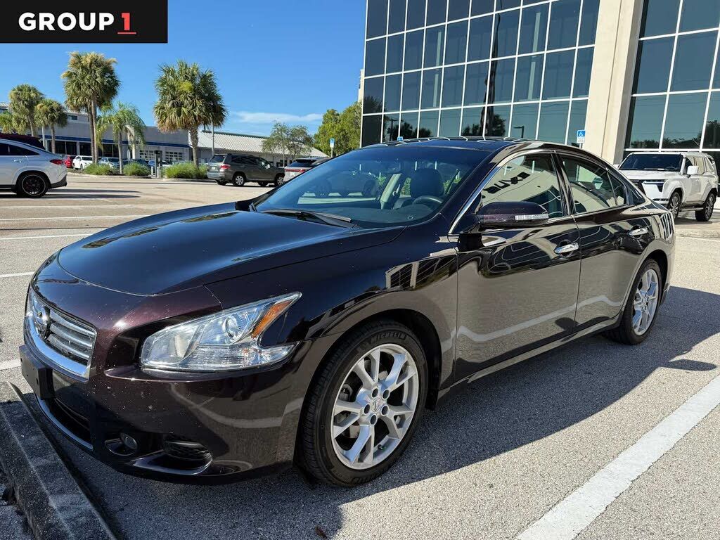 2014 NISSAN Maxima