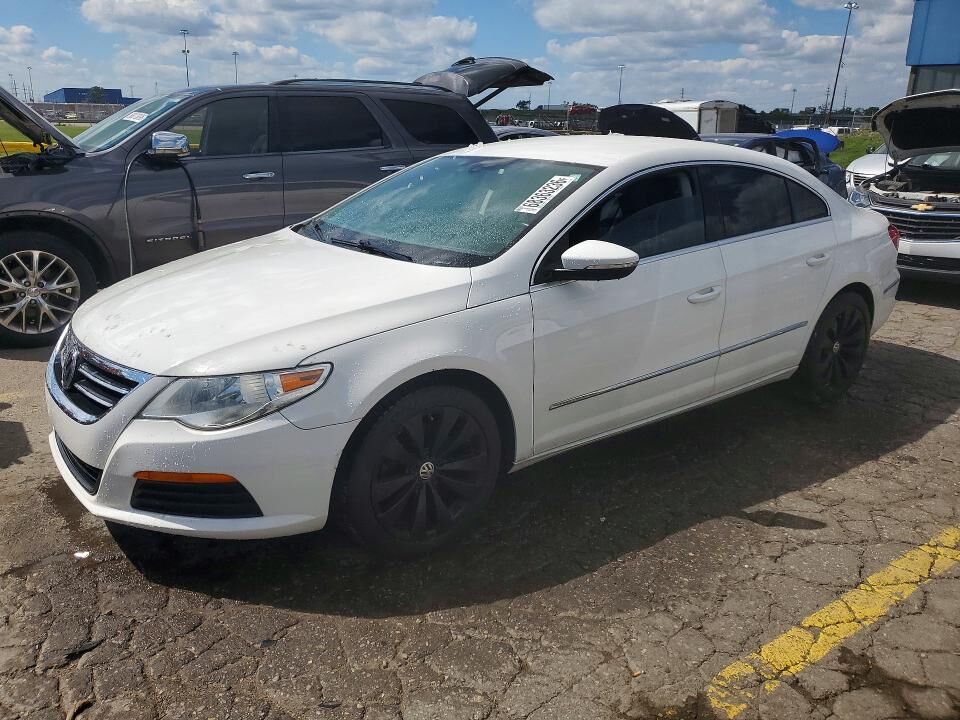 2011 VOLKSWAGEN Passat