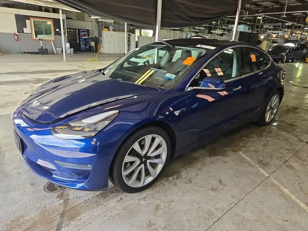 2019 TESLA Model 3