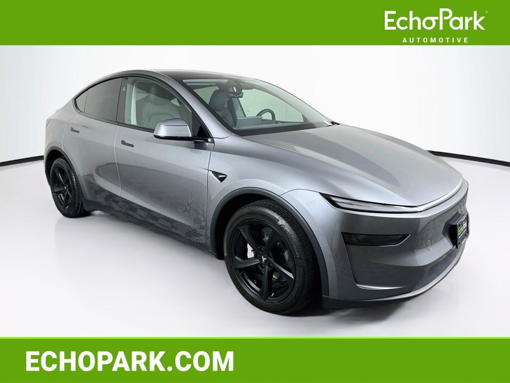 2026 TESLA Model Y