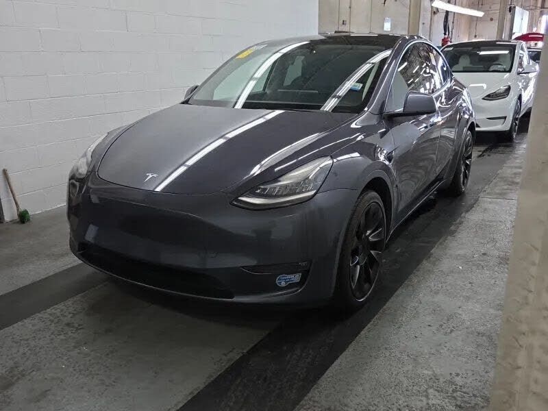 2021 TESLA Model Y