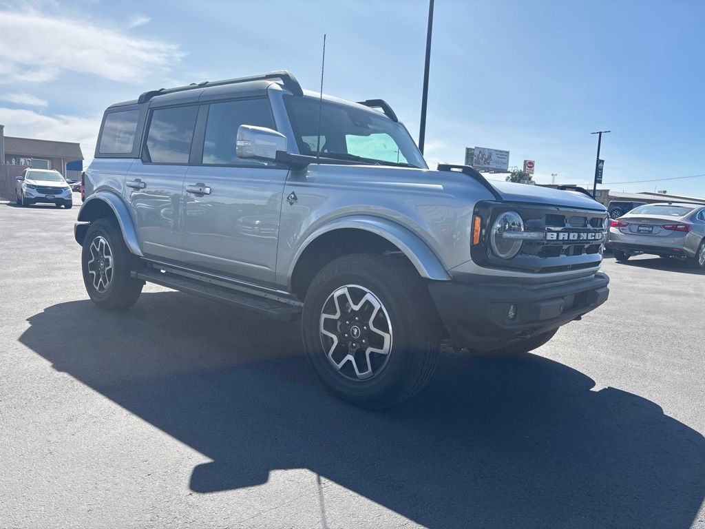 2022 FORD Bronco