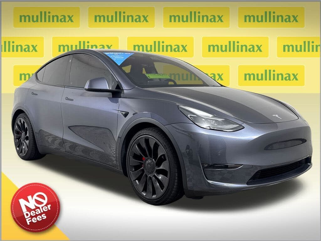 2022 TESLA Model Y