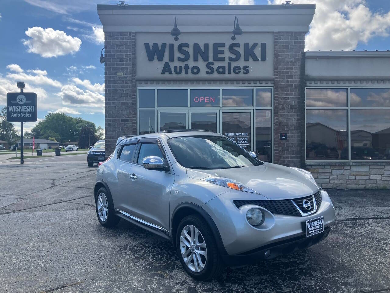 2011 NISSAN Juke