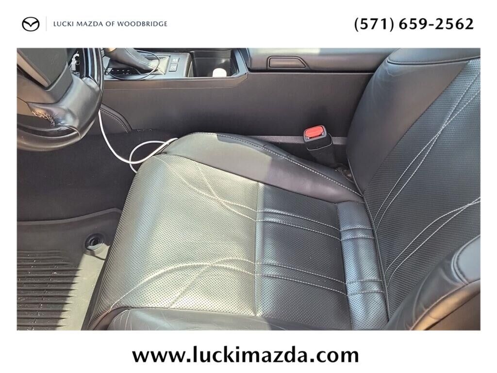 2019 LEXUS ES