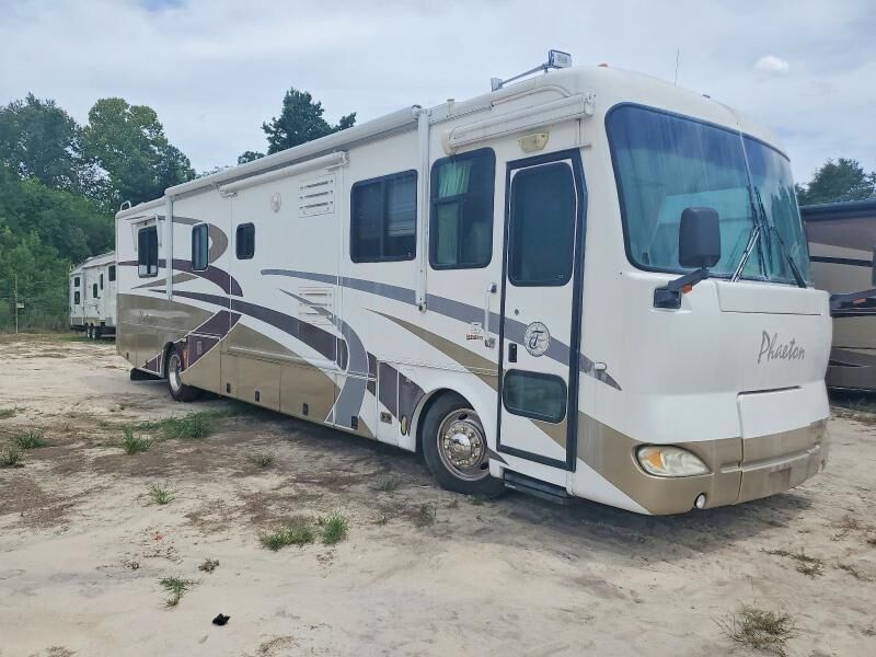 2004 FREIGHTLINER XC Chassis