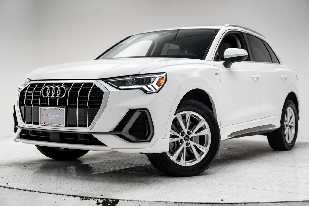 2023 AUDI Q3