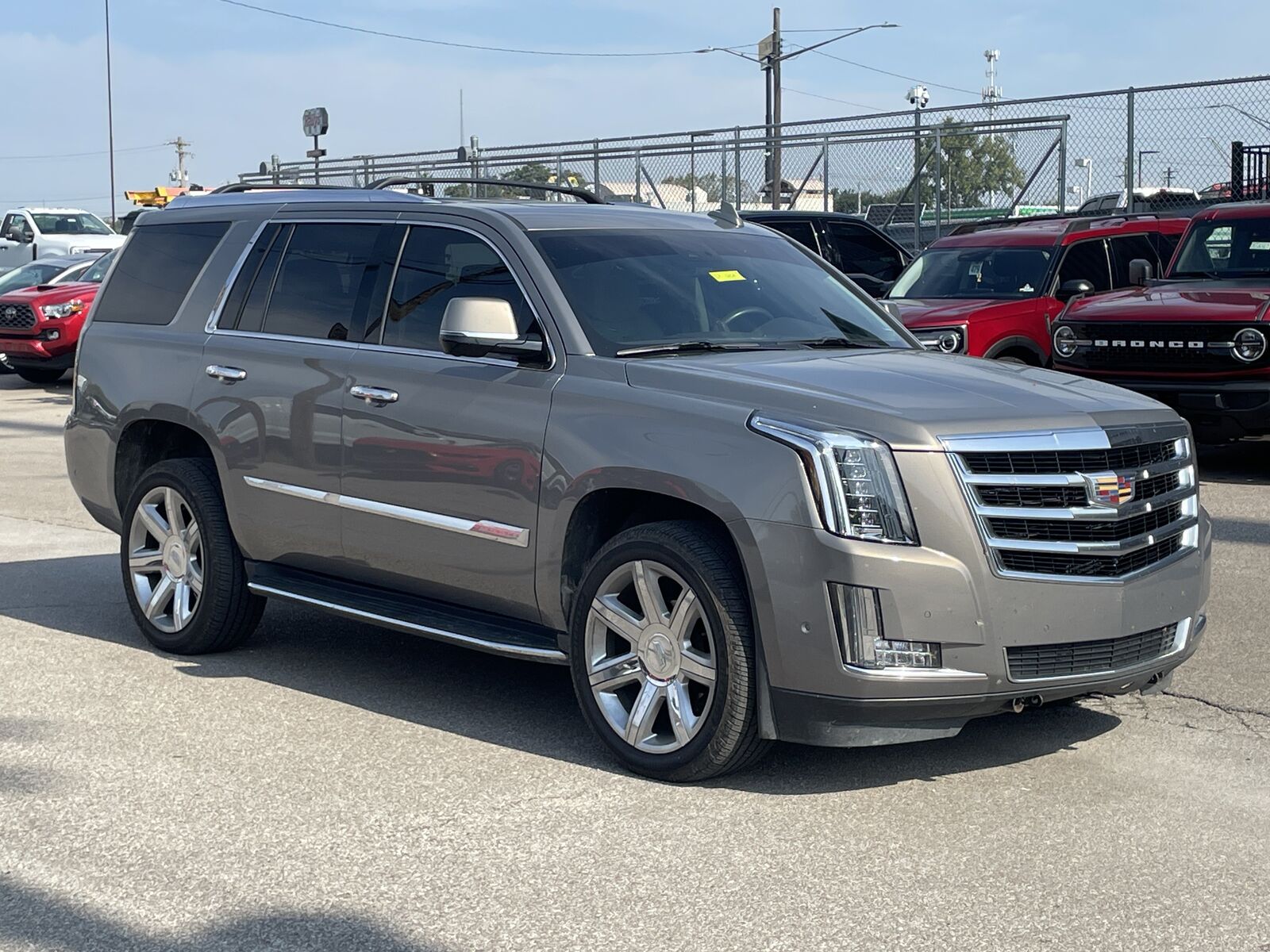 2017 CADILLAC Escalade