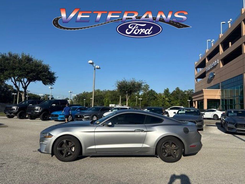 2021 FORD Mustang