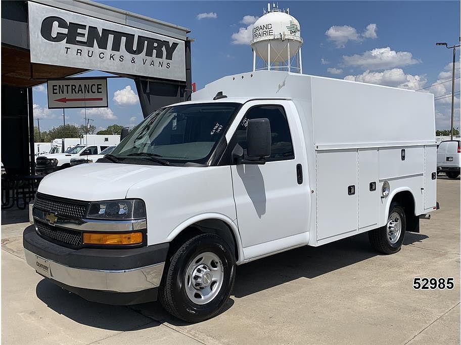 2022 CHEVROLET Express