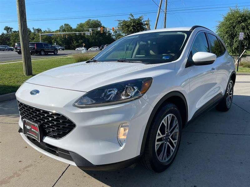 2020 FORD Escape