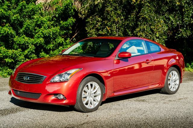 2015 INFINITI Q60
