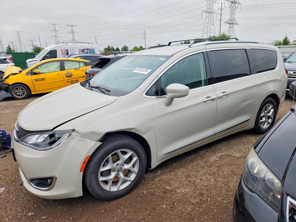 2017 CHRYSLER Pacifica
