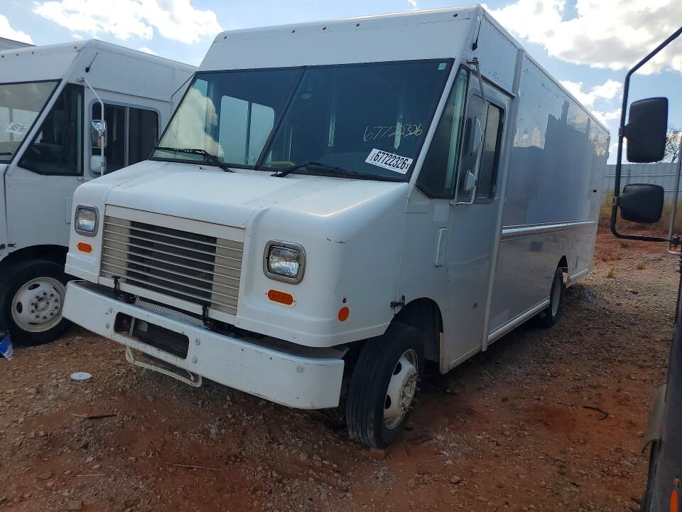 2015 FORD Commercial Chassis