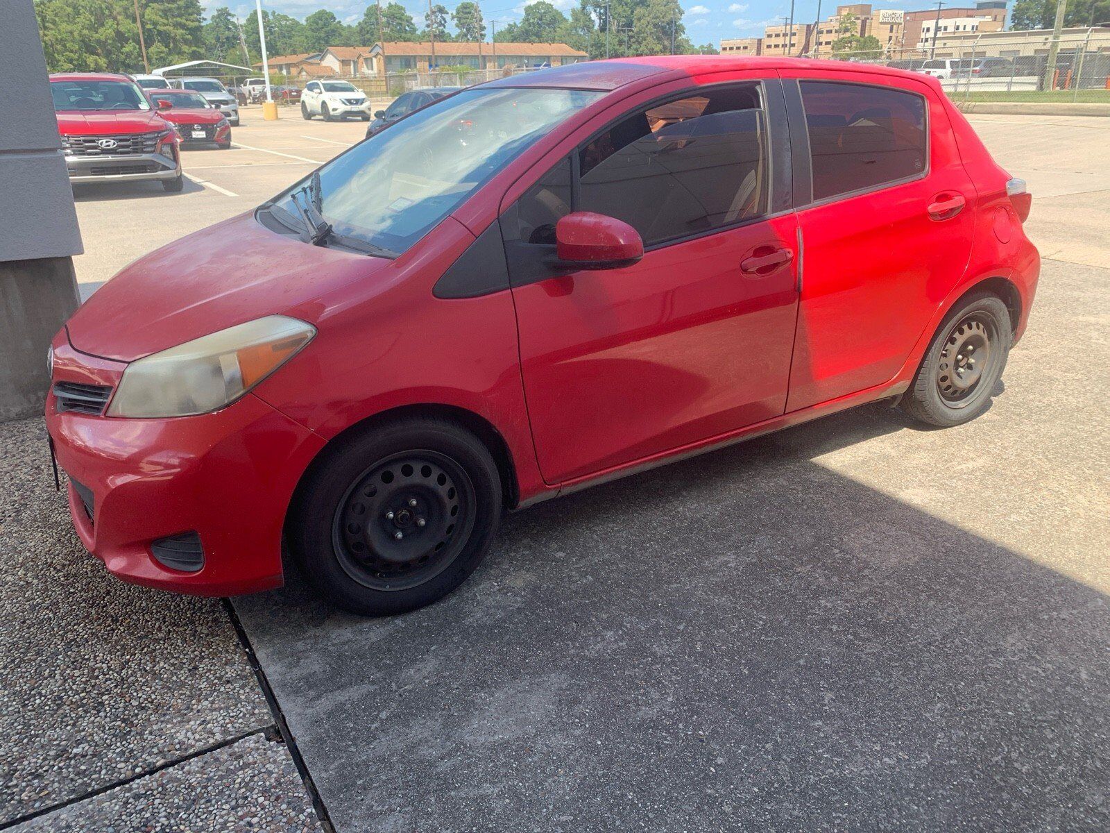 2012 TOYOTA Yaris