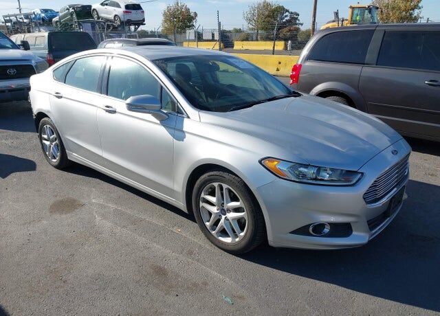 2015 FORD Fusion