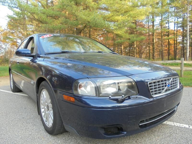 2004 VOLVO S80
