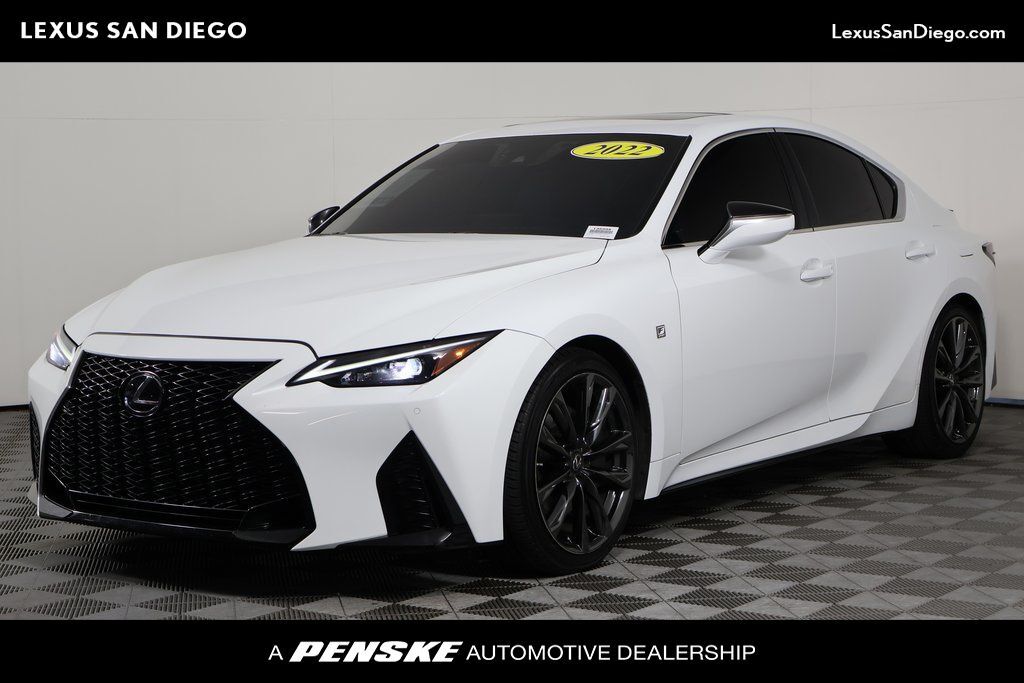 2022 LEXUS IS