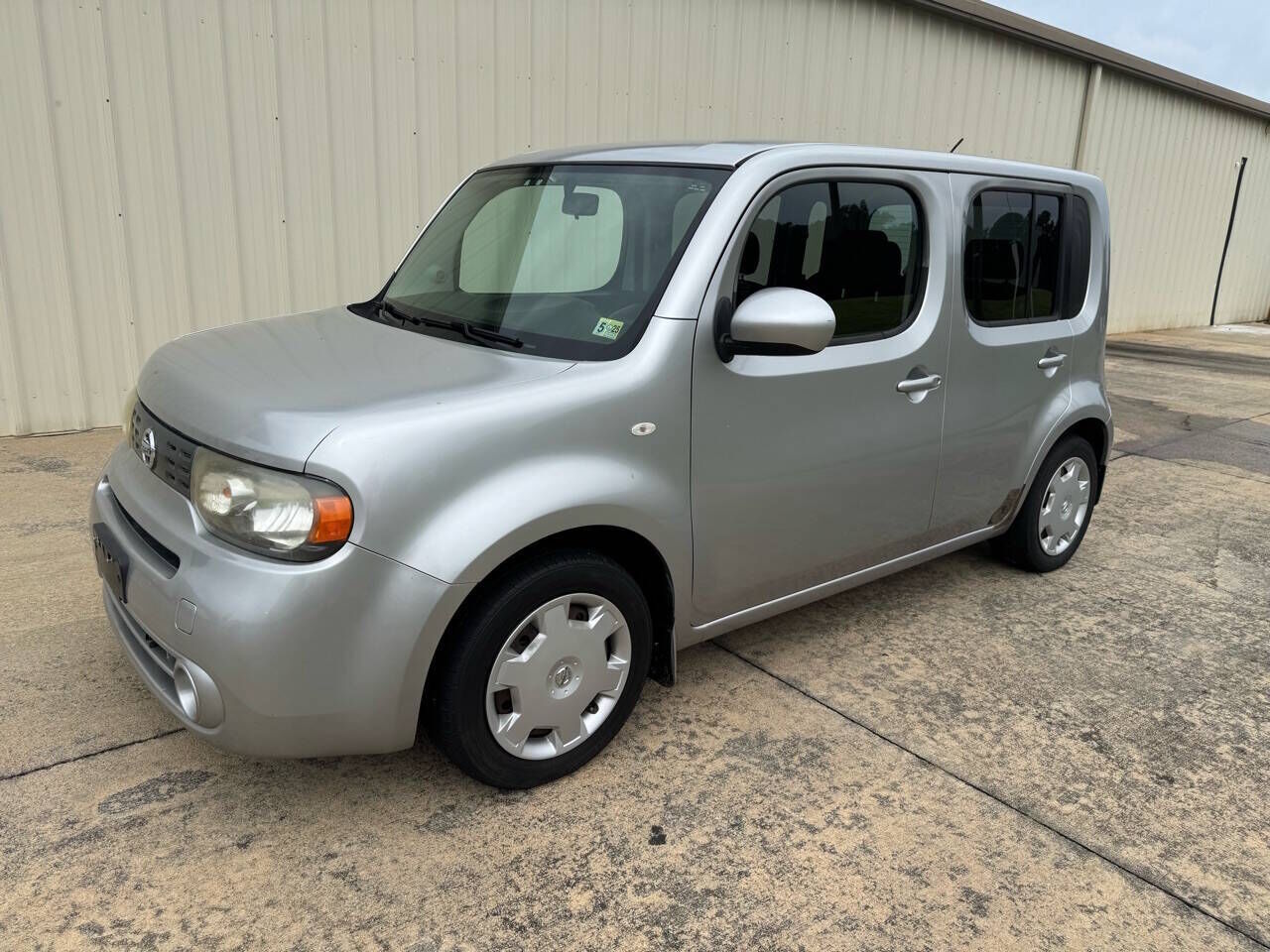 2011 NISSAN Cube
