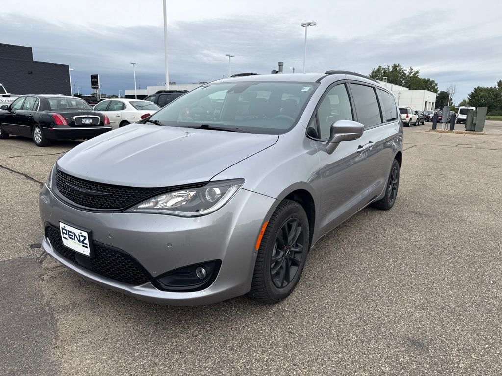 2020 CHRYSLER Pacifica