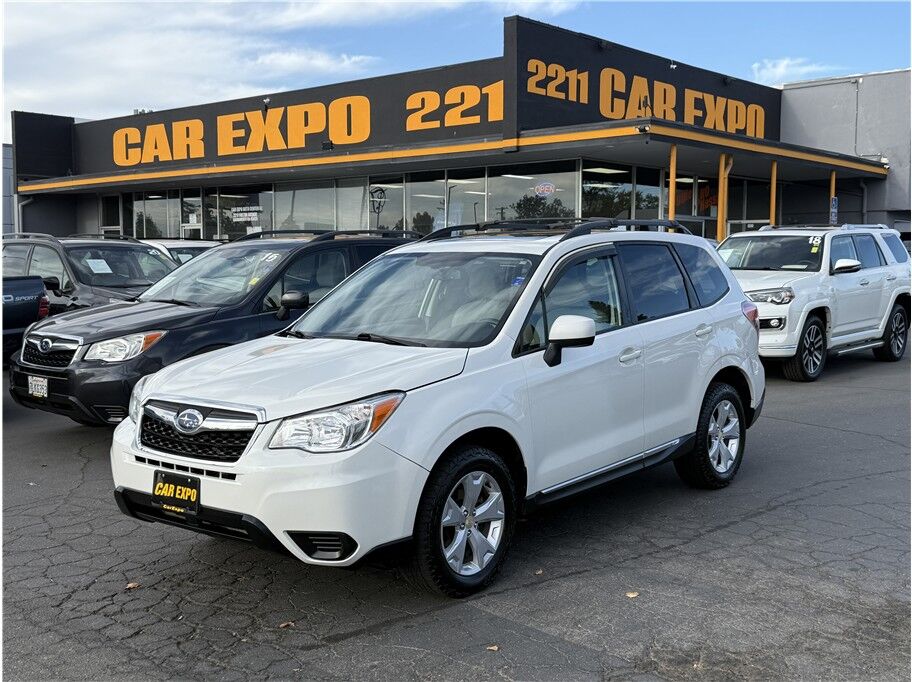 2016 SUBARU Forester