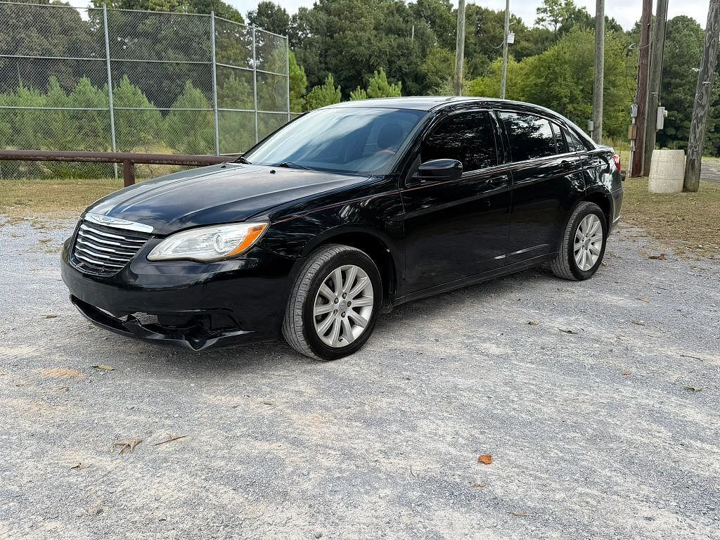 2013 CHRYSLER 200